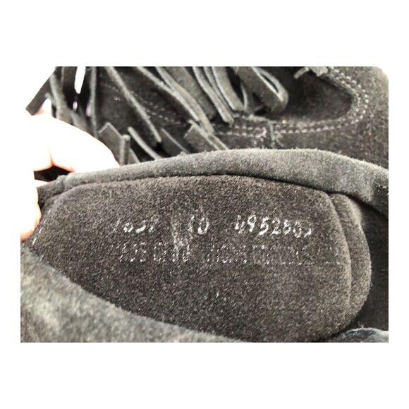 Minnetonka 3 layer fringe boots size 10 - Picture 9 of 9